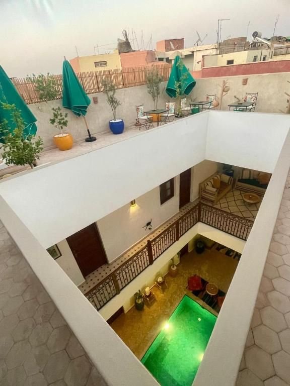 Riad titré a vendre exploité en maison d’hôtes à Riad Laarous